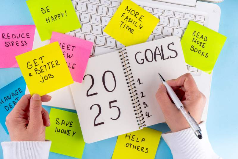 11 Ways to Turn Your New Year’s Resolutions into Reality